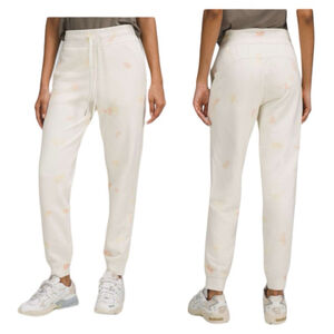Lululemon Scuba High-Rise French Terry Jogger Echo Dye White Lemon Chiffon Peach